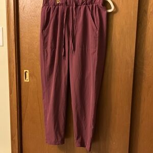 Under Armour Plum Jogger Pants Small